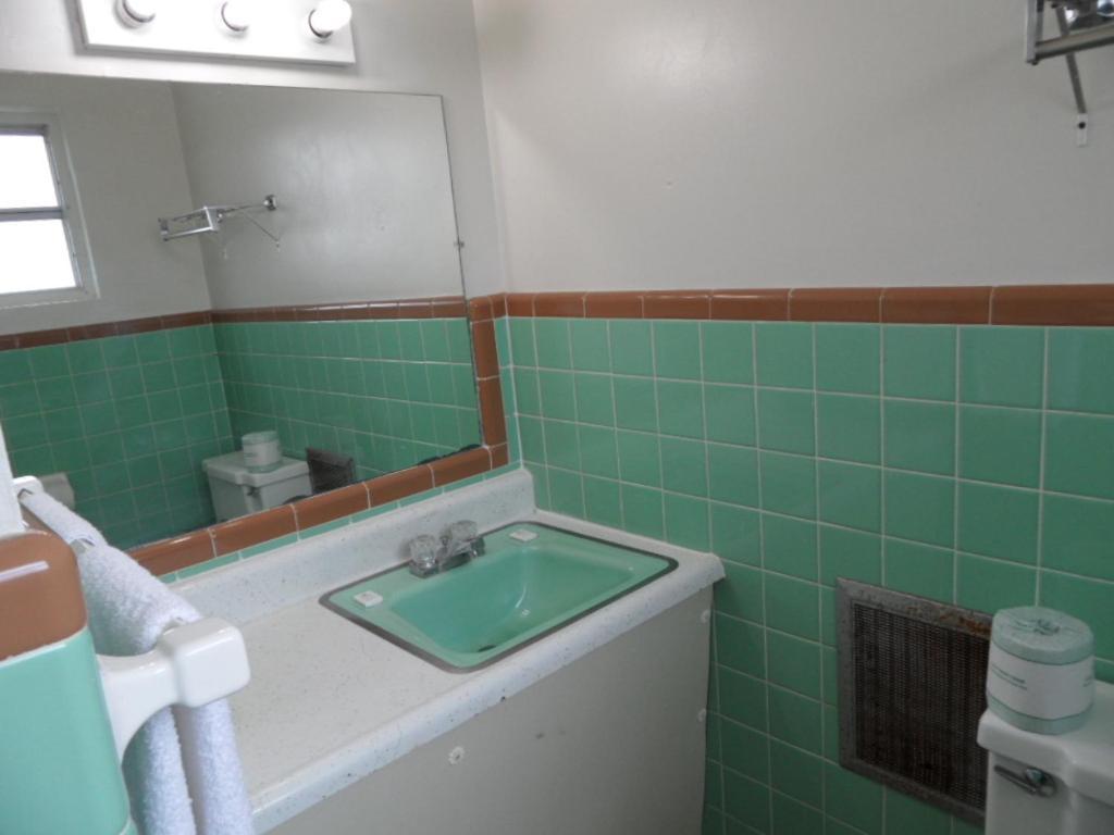 Skyland Motel Корнелия Стая снимка