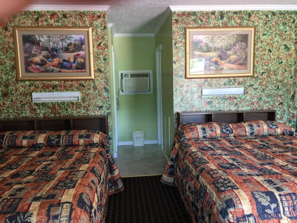 Skyland Motel Корнелия Екстериор снимка